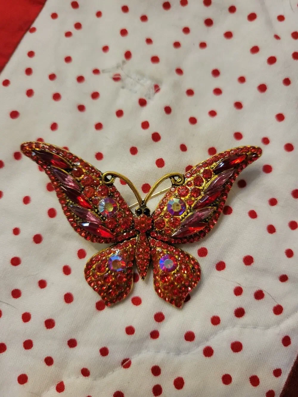 Butterfly Brooch Pin Gold Tone Red Rhinestones Bling